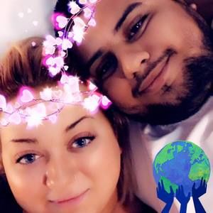 Meet your Posher, Avery